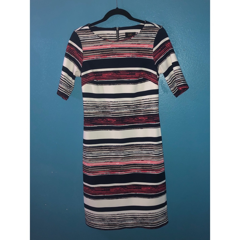 ILE New York Dress
